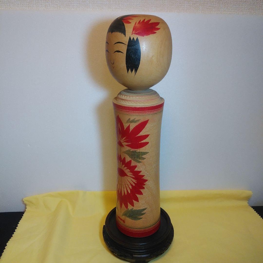 Amazon.co.jp: 鳴子こけし 大型 置き台付き 菅原和平 工芸品 : おもちゃ
